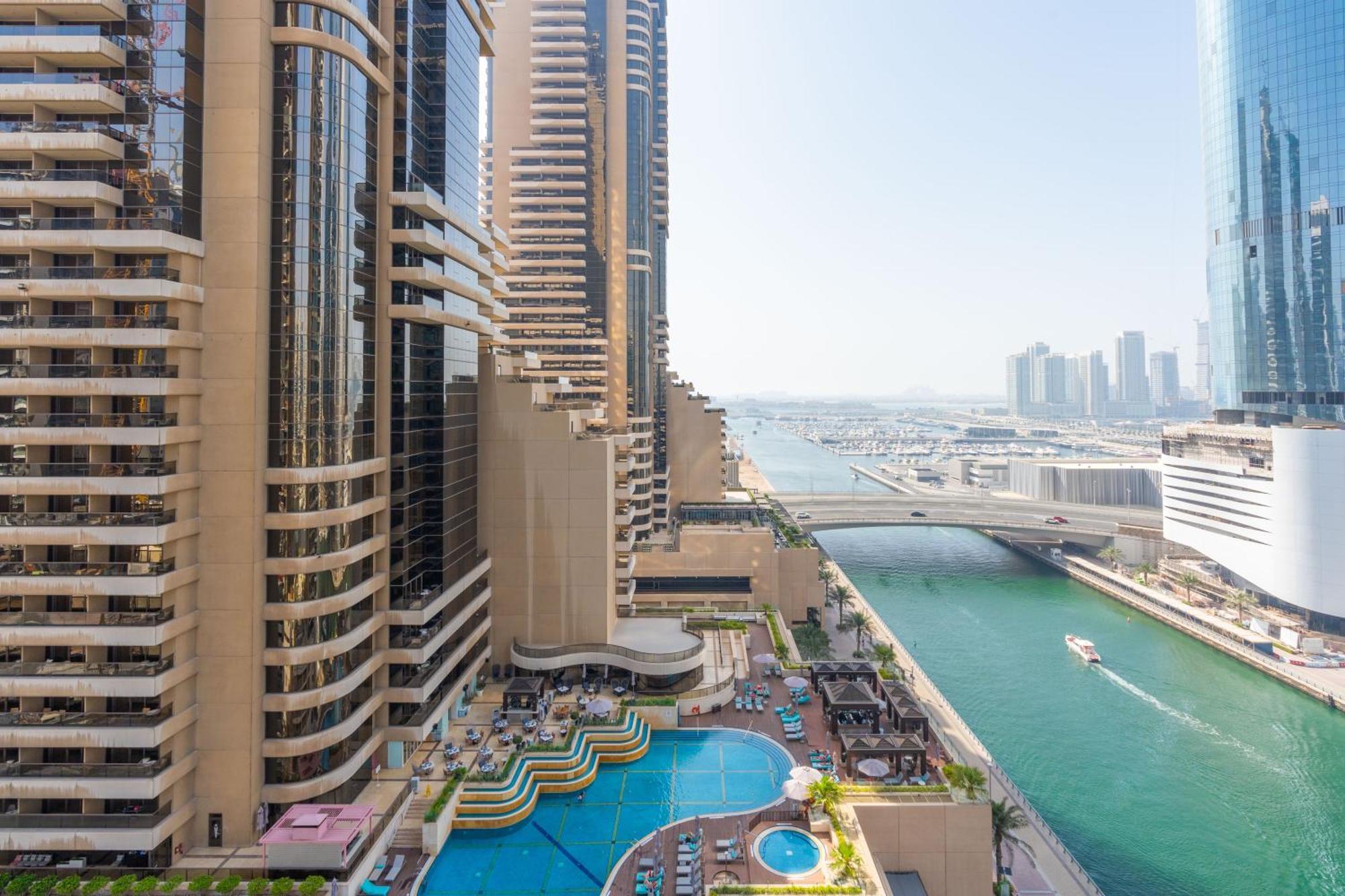 Vacay Lettings -2 Bed Iris Blue Dubai Marina Apartment ภายนอก รูปภาพ